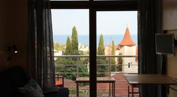 Фото номера Номер-студио с балконом Апартаменты Simeiz apartment г. Симеиз 11