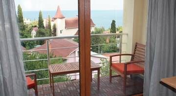 Фото номера Номер-студио с балконом Апартаменты Simeiz apartment г. Симеиз 13