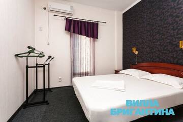 Фото номера Люкс Гостевой дом Brigantine Inn г. Симеиз 2